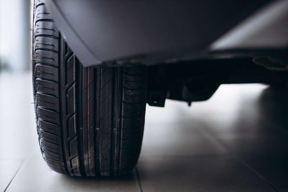 High-performance and run-flat tyres